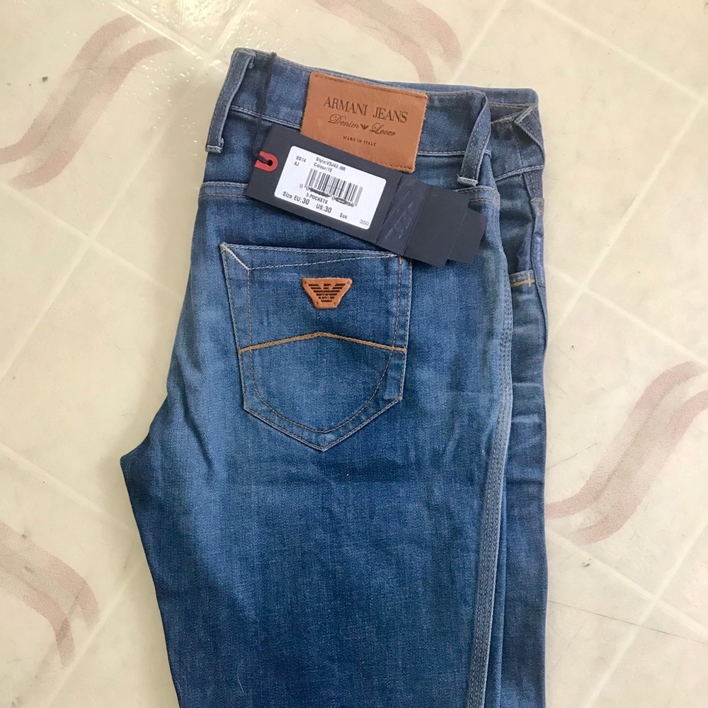 BRAND NEW with tags 30 30 Armani Jeans